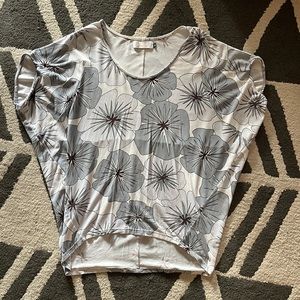 Ava Sky Black and White Floral Print Top XS